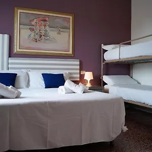 Hotel Adele